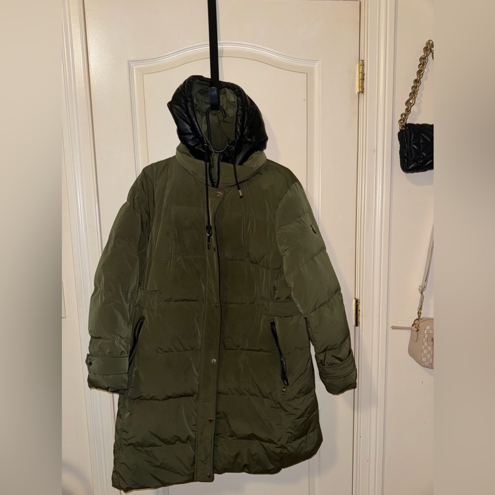 Vince Camuto green faux leather hood coat